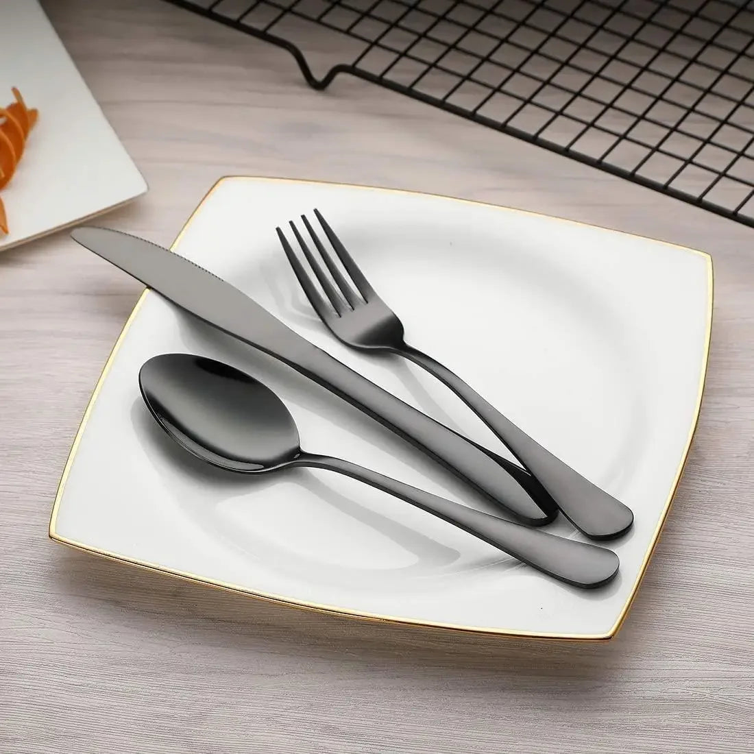 Foodie Travel Diner Kit with Case