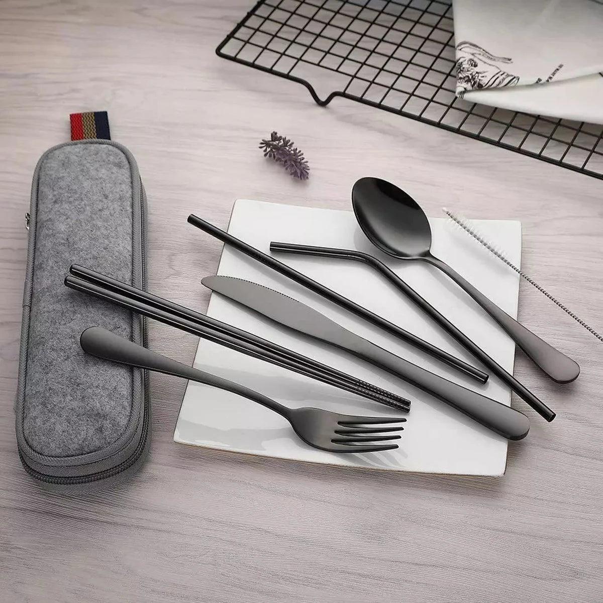 Foodie Travel Diner Kit with Case